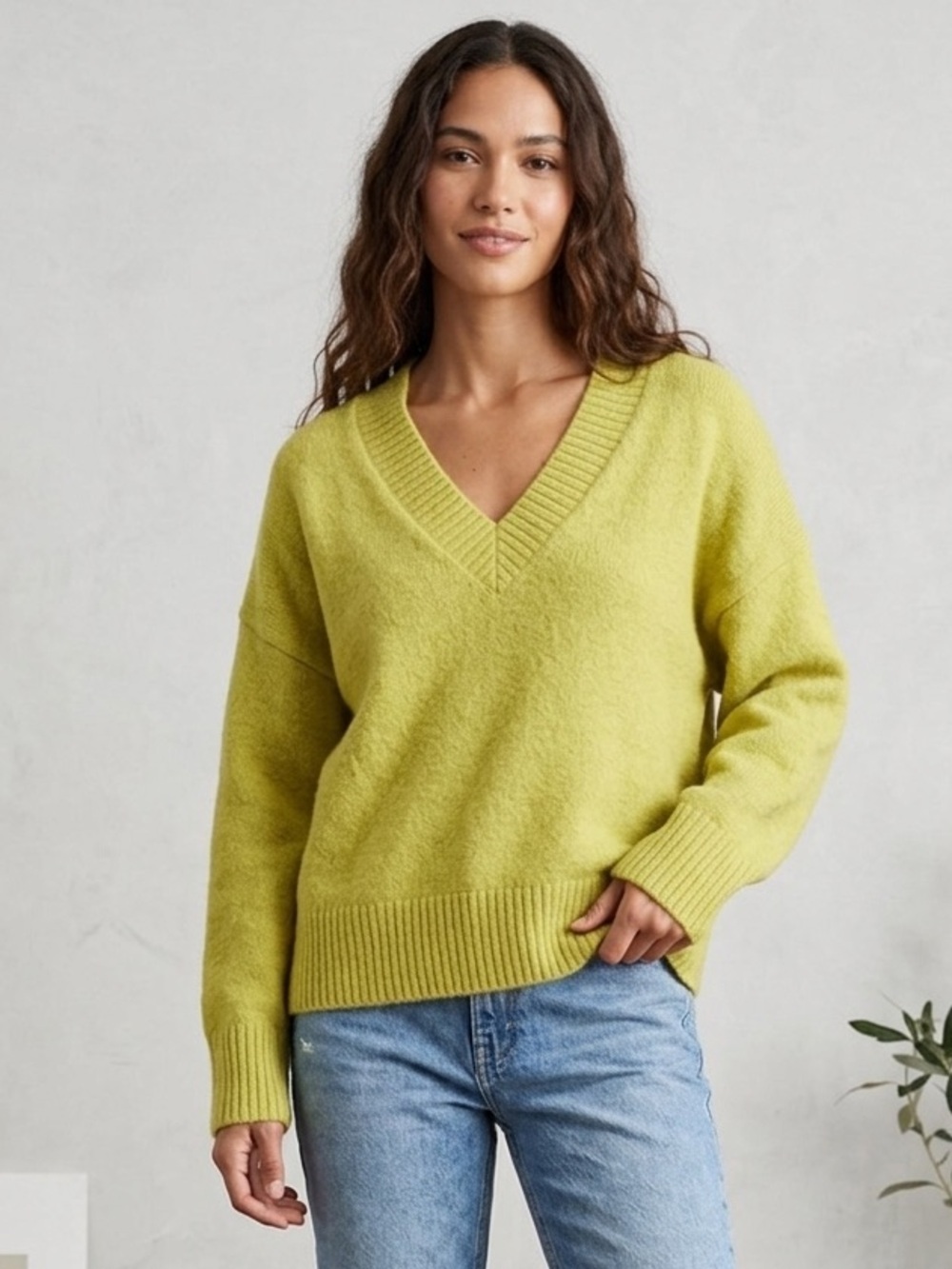 Zara Women's long sleeved V-Neck Sweater Bright Yellow-Green Size Small